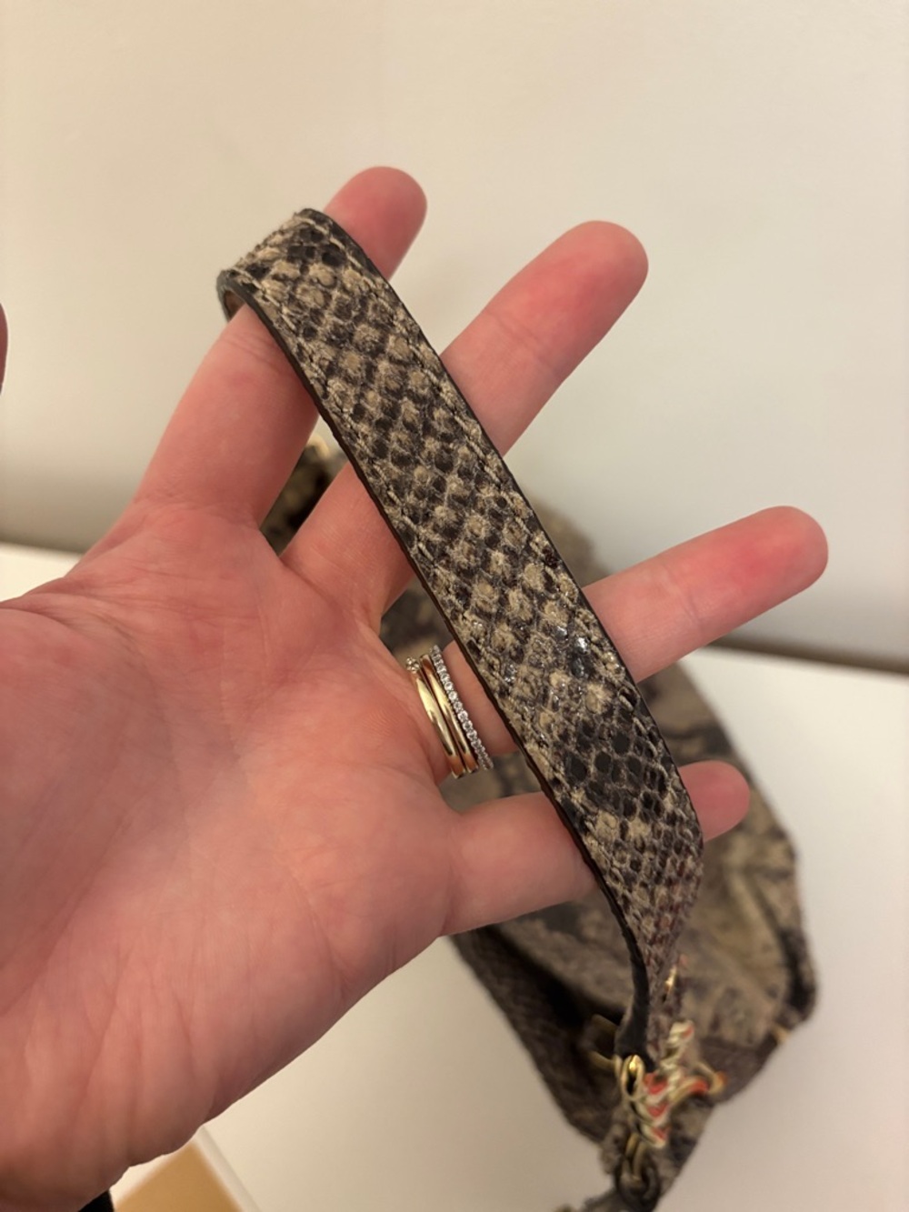 Michael Kors 🐍 Snake-Print Shoulder Bag - Picture 7 of 10